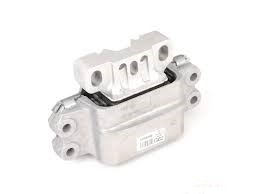 GEARBOX MOUNT, AUTOMATIC